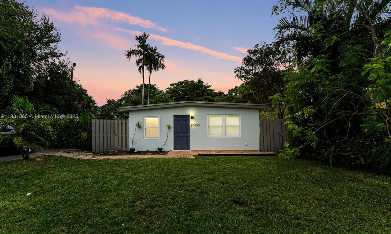 1430 SW 32nd Ct, Fort Lauderdale FL 33315