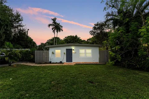 1430 SW 32nd Ct, Fort Lauderdale FL 33315
