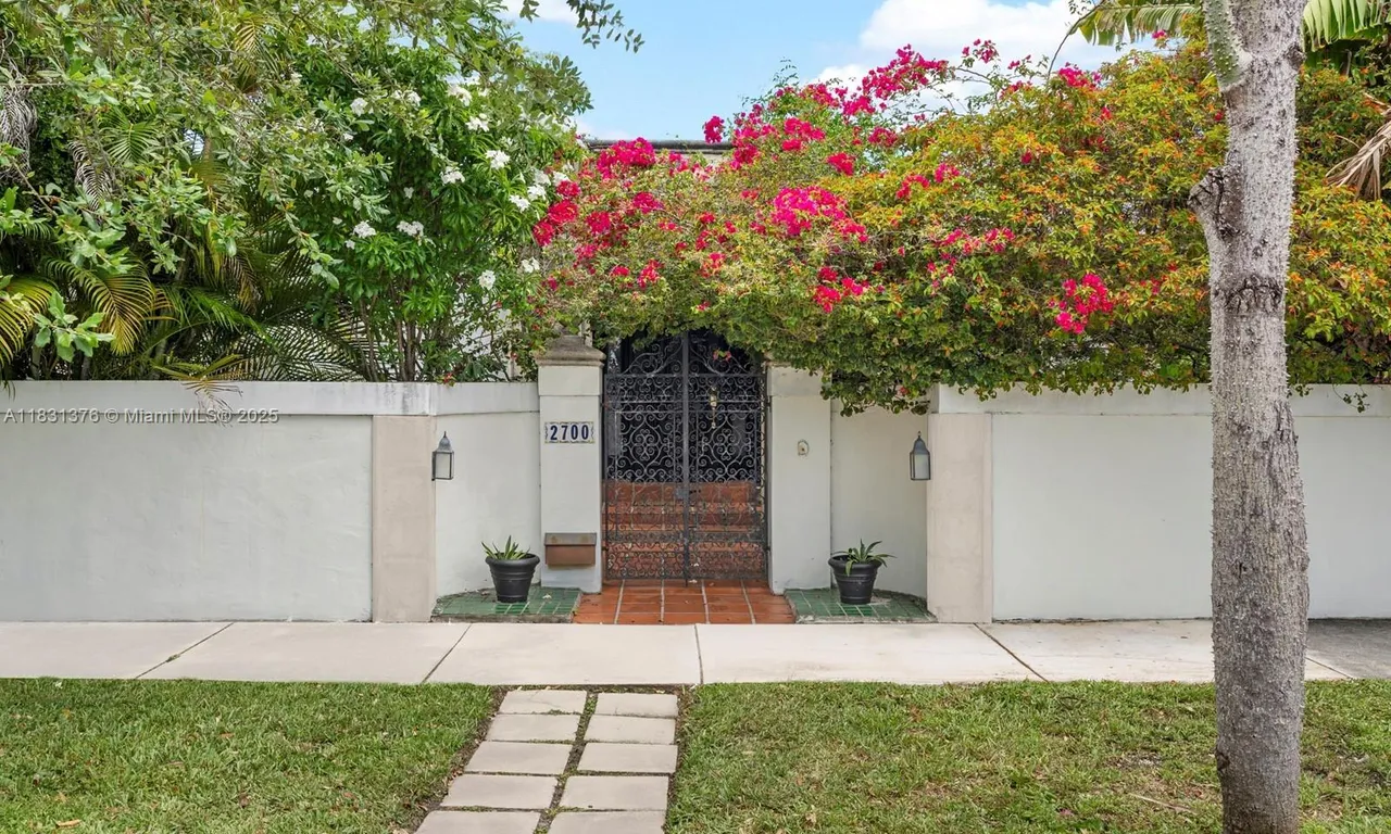 2700 SW 4th Ave, Miami FL 33129