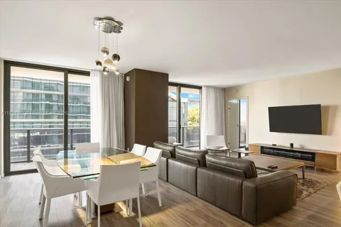 801 S Miami Ave # 4708, Miami FL 33130