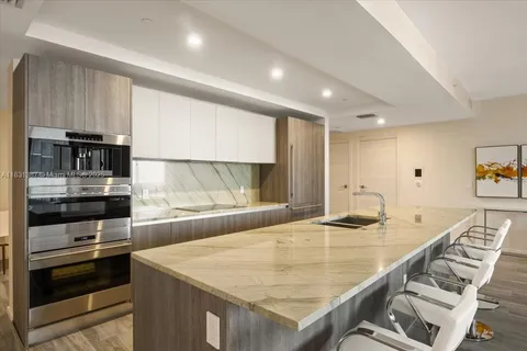 801 S Miami Ave # 4708, Miami FL 33130