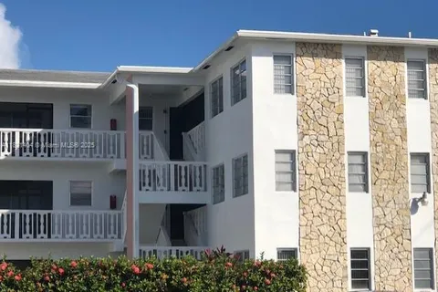 721 Atlantic Shores Blvd # 306, Hallandale Beach FL 33009
