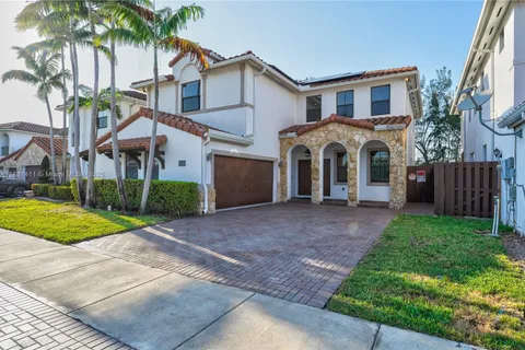 10371 NW 10th St, Miami FL 33172
