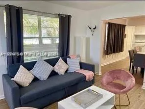 2008 Pierce St # 4, Hollywood FL 33020