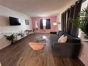 2008 Pierce St # 4, Hollywood FL 33020