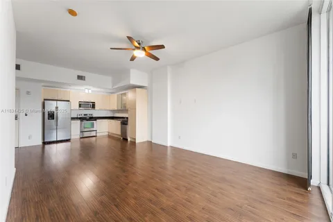 1350 NW 8th Ct # 5, Miami FL 33136
