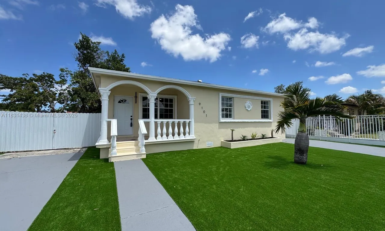 9101 NW 35th Ct, Miami FL 33147