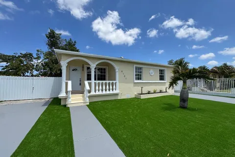 9101 NW 35th Ct, Miami FL 33147