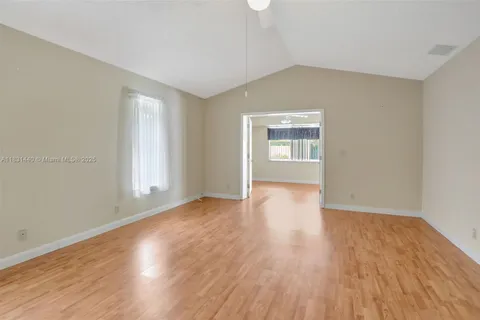 1600 SW 52nd Way, Plantation FL 33317