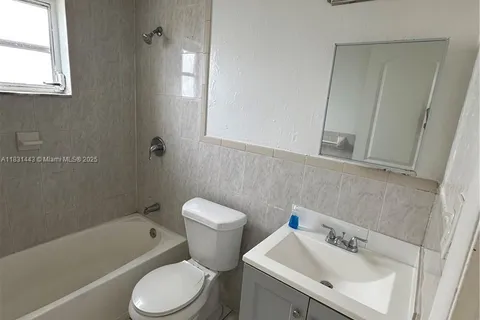 7841 Johnson St # 102, Pembroke Pines FL 33024
