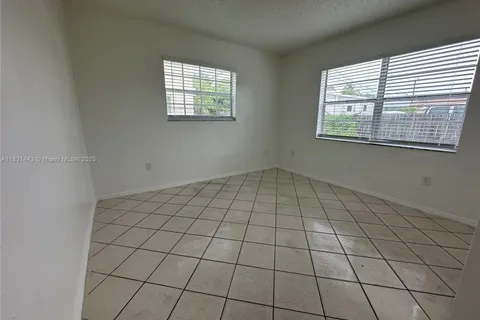7841 Johnson St # 102, Pembroke Pines FL 33024