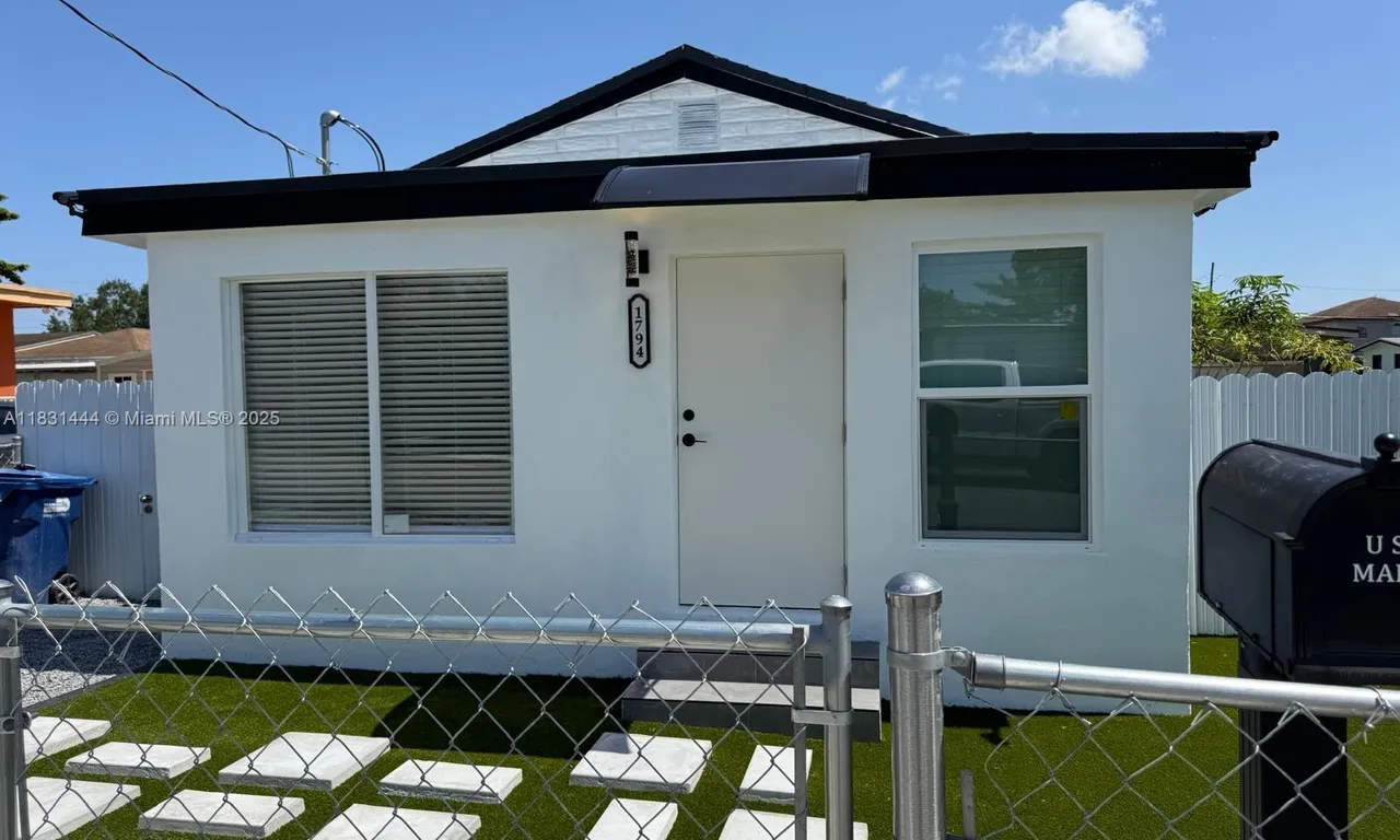 1794 NW 74th Ter, Miami FL 33147