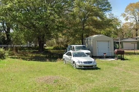 4834 CAMPENELLA DR, Jacksonville FL 32209