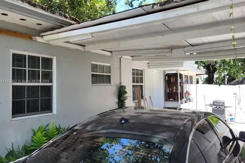 5731 NW 6th Ave, Miami FL 33127