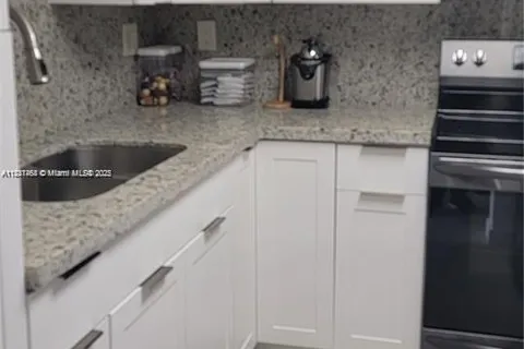 2075 SW 122nd Ave # 511, Miami FL 33175