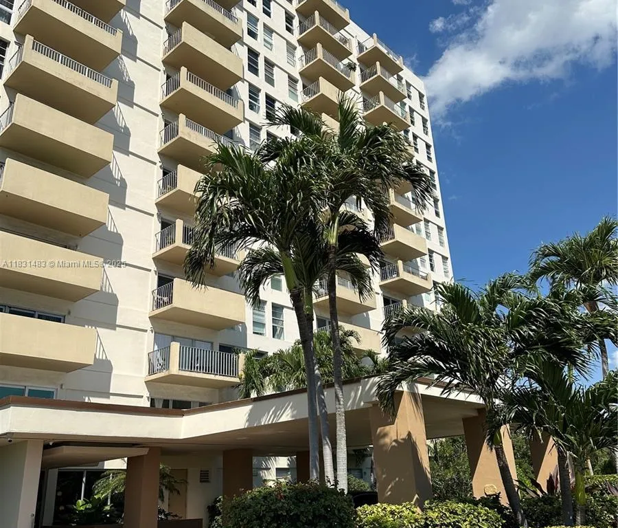 880 NE 69th St # 7Q, Miami FL 33138