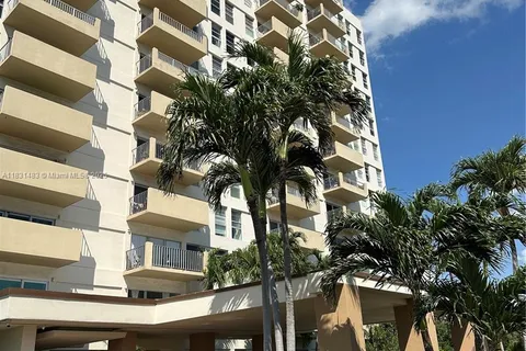 880 NE 69th St # 7Q, Miami FL 33138