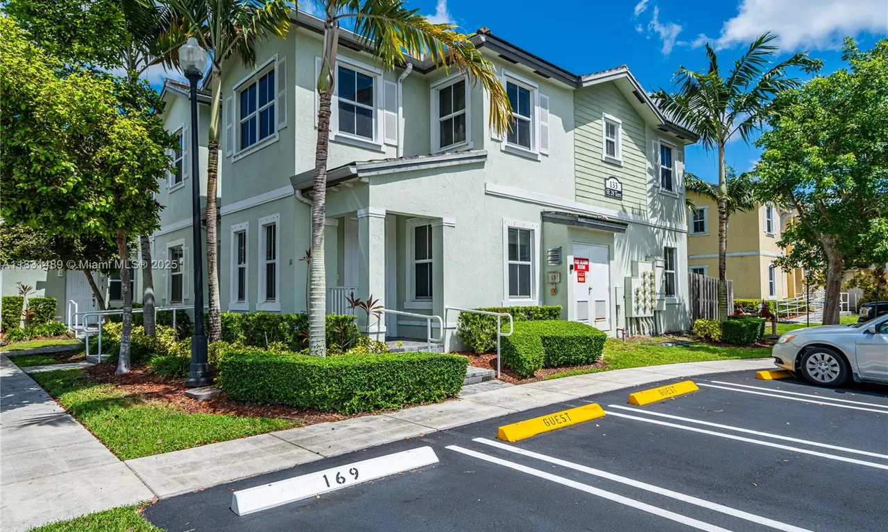 133 SE 28th Ter # 11, Homestead FL 33033
