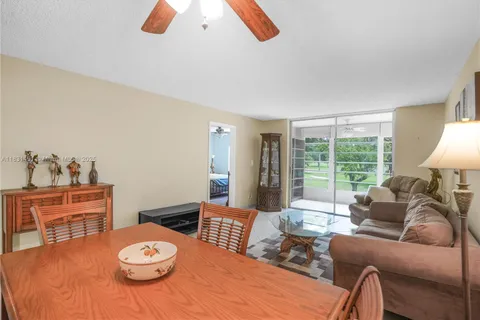 9261 Sunrise Lakes Blvd # 203, Sunrise FL 33322