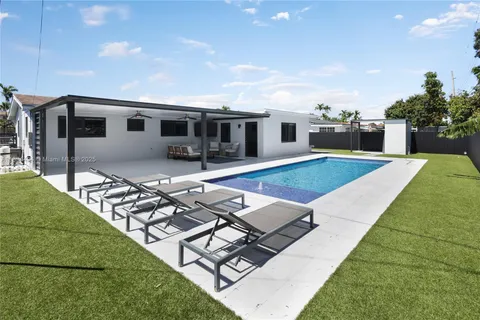 4165 W 5th Ln # 4165, Hialeah FL 33012