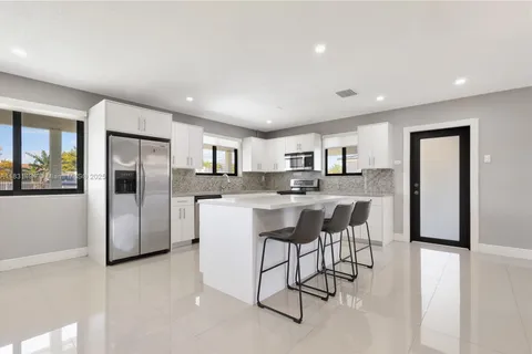 4165 W 5th Ln # 4165, Hialeah FL 33012