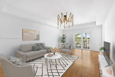 1415 Sunset Harbour Dr # 406, Miami Beach FL 33139