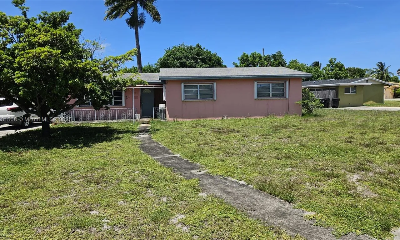 1143 NW 18th St, Fort Lauderdale FL 33311