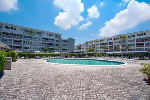 215 SE 3rd Ave # 405C, Hallandale Beach FL 33009