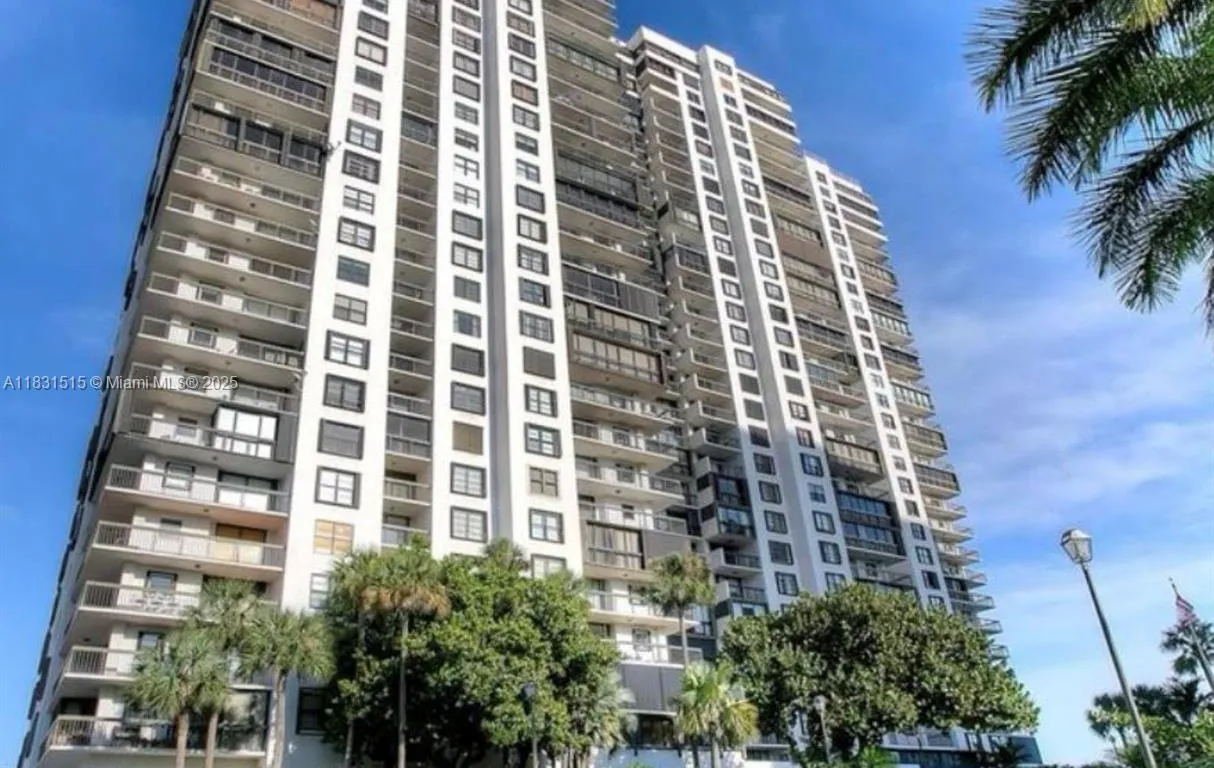 2333 Brickell Ave # 901, Miami FL 33129