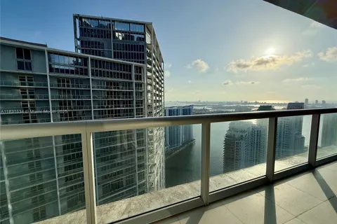 495 Brickell Ave, Miami FL 33131