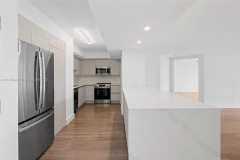 1500 Bay Rd # 0302, Miami Beach FL 33139