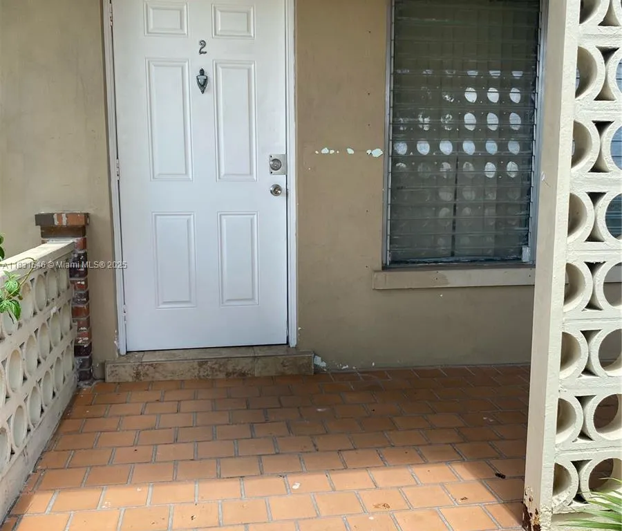1788 SW 7th St # 2, Miami FL 33135