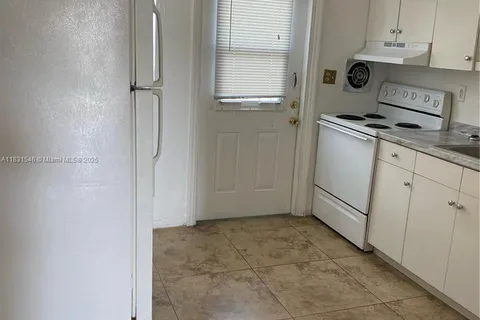1788 SW 7th St # 2, Miami FL 33135
