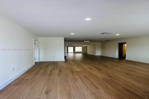 4120 SW 69 Ave, Miami FL 33155