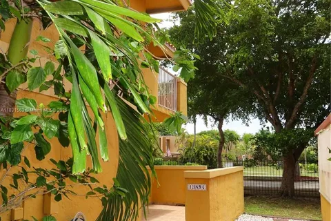 13894 SW 65th Ter # 12, Miami FL 33183