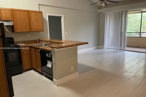 601 Lyons Rd # 7203, Coconut Creek FL 33063