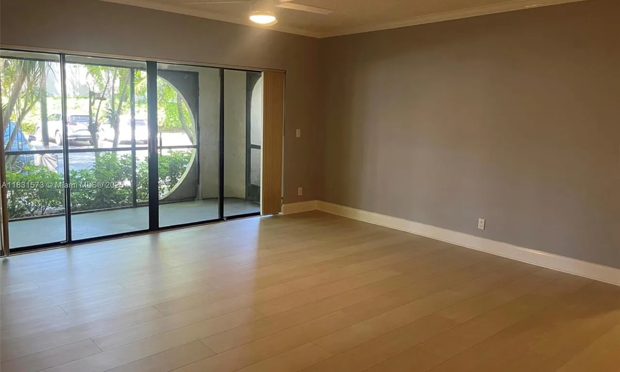 6314 W Longboat Ln W # 104, Boca Raton FL 33433