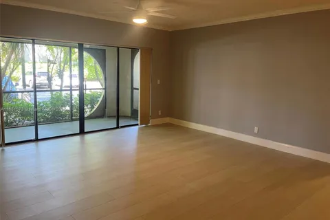 6314 W Longboat Ln W # 104, Boca Raton FL 33433