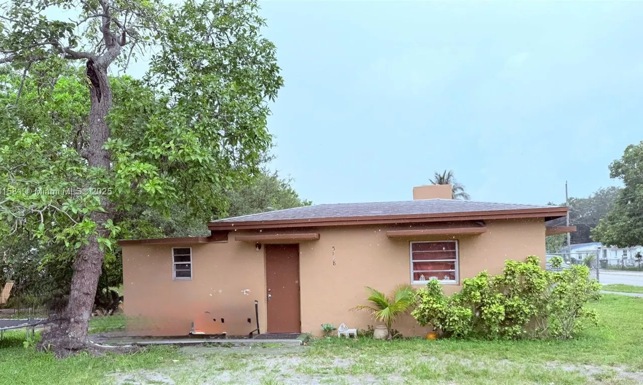 5158 NW 19th Ave, Miami FL 33142