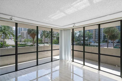 2049 S Ocean Dr # 210, Hallandale Beach FL 33009