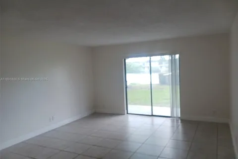 5900 NW 17th Pl # 109, Sunrise FL 33313