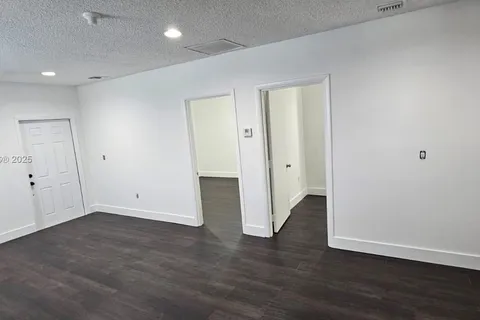 11700 SW 220th St, Miami FL 33170