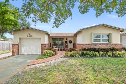 2015 N 37th Ave, Hollywood FL 33021