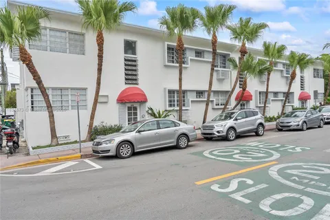 836 10th St # 6, Miami Beach FL 33139