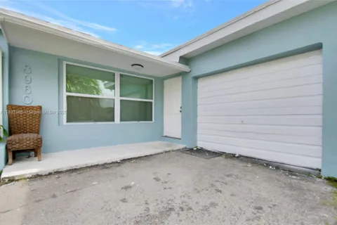 8960 Sunset Strip, Sunrise FL 33322