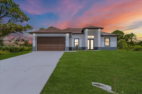 624 Beach Ave S, Lehigh Acres FL 33974