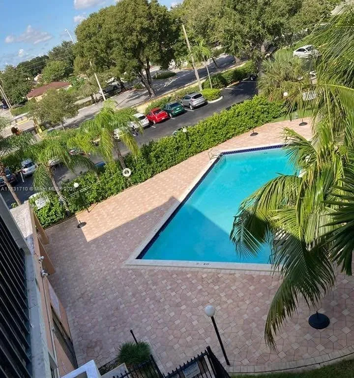 2160 SW 16th Ave # 421, Miami FL 33145
