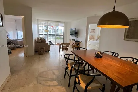 3600 NE Mystic Pointe Dr # 1010, Aventura FL 33180