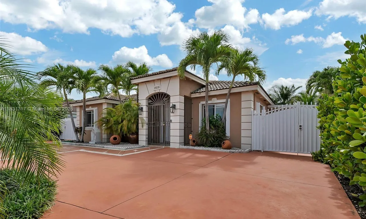 25235 SW 133rd Ave, Homestead FL 33032
