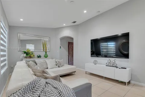 25235 SW 133rd Ave, Homestead FL 33032